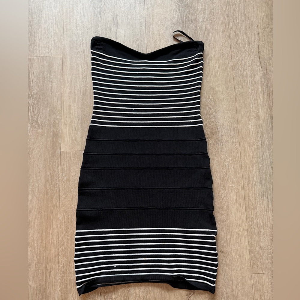 Y2K BEBE bandage Black and White womens bodycon Striped Dress size small